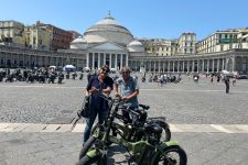 Local in Napels Ebike tours